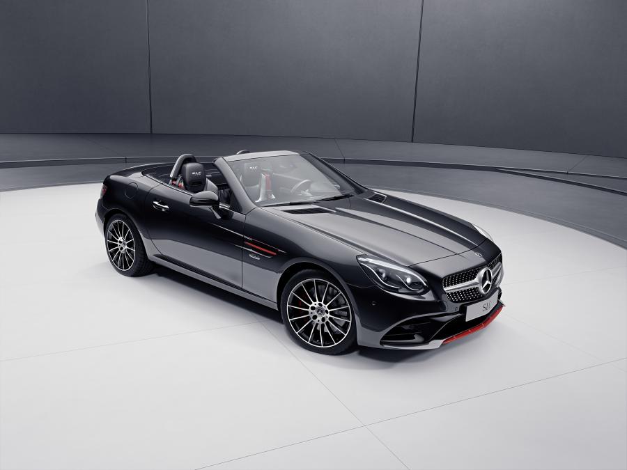  Mercedes-Benz SLC-Class RedArt Edition 2017 года  (фото 3 из 6)